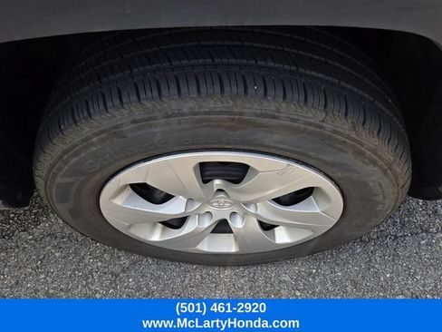 Used 2024 Toyota RAV4 LE FWD image 8