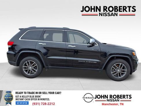 Used 2017 Jeep Grand Cherokee Limited image 27