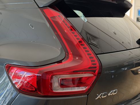 New 2026 Volvo XC40 B5 Core w/ Protection Package image 9