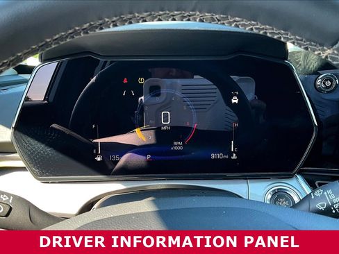 Used 2025 Chevrolet Trax LT w/ Driver Confidence Package FWD image 13