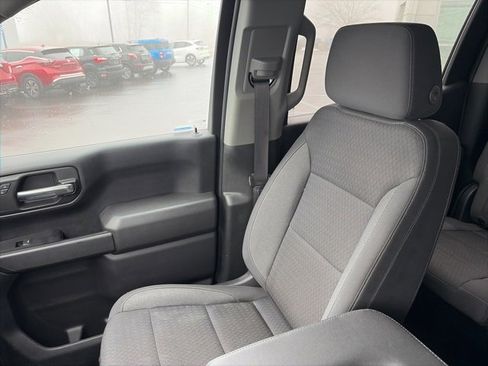 Used 2022 Chevrolet Silverado 1500 Custom image 27