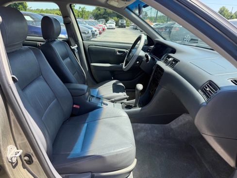 Used 2001 Toyota Camry LE FWD image 13