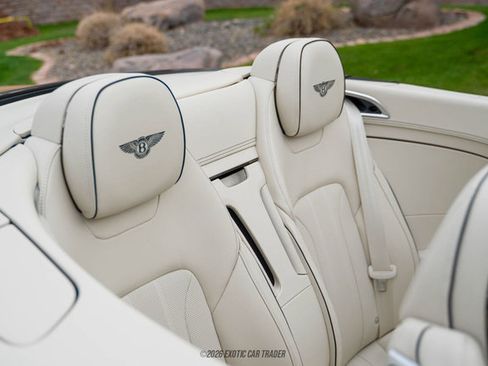 Used 2026 Bentley Continental GTC image 43