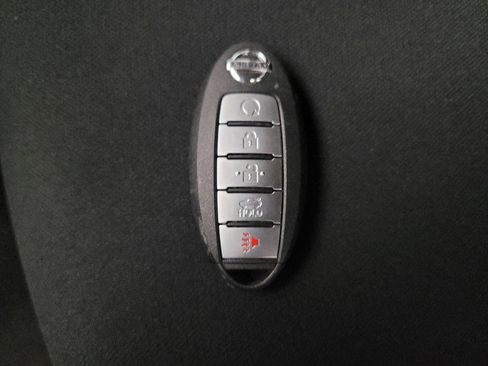 Used 2021 Nissan Sentra SV FWD image 32