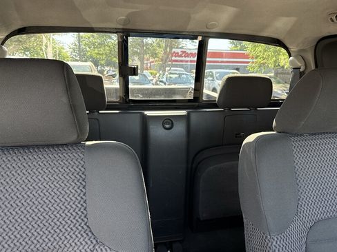 Used 2019 Nissan Frontier SV RWD image 29