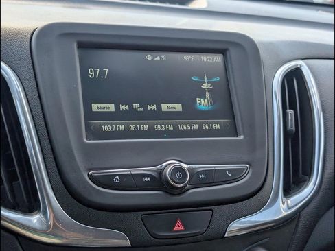 Used 2018 Chevrolet Equinox LT FWD image 14
