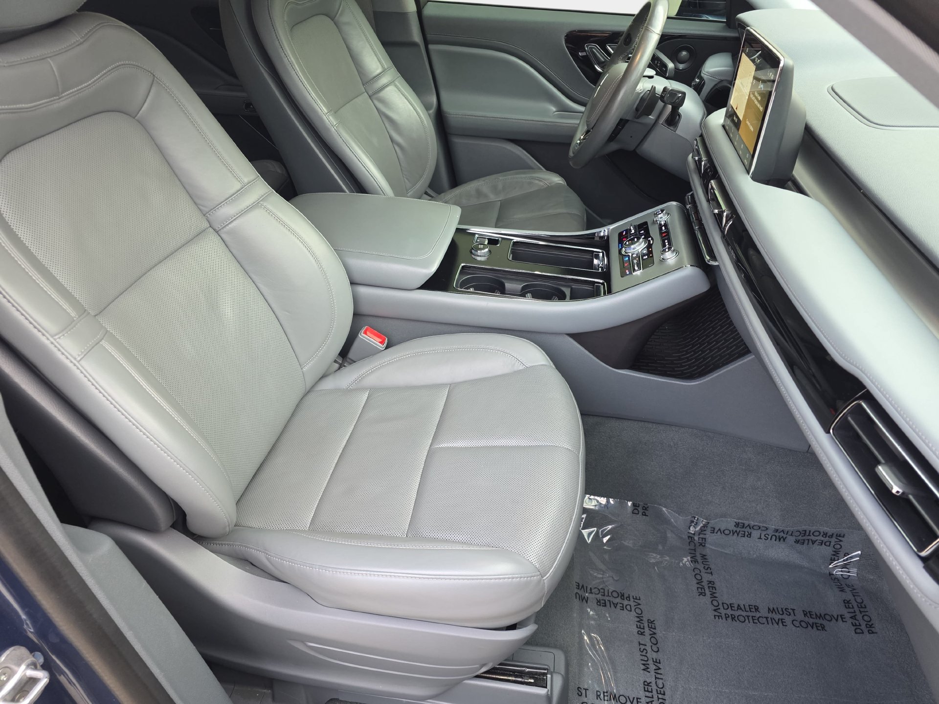 Used 2020 Lincoln Aviator Reserve w/ Equipment Group 201A RWD image 10