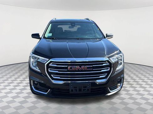 Used 2022 GMC Terrain SLT AWD/4WD image 2