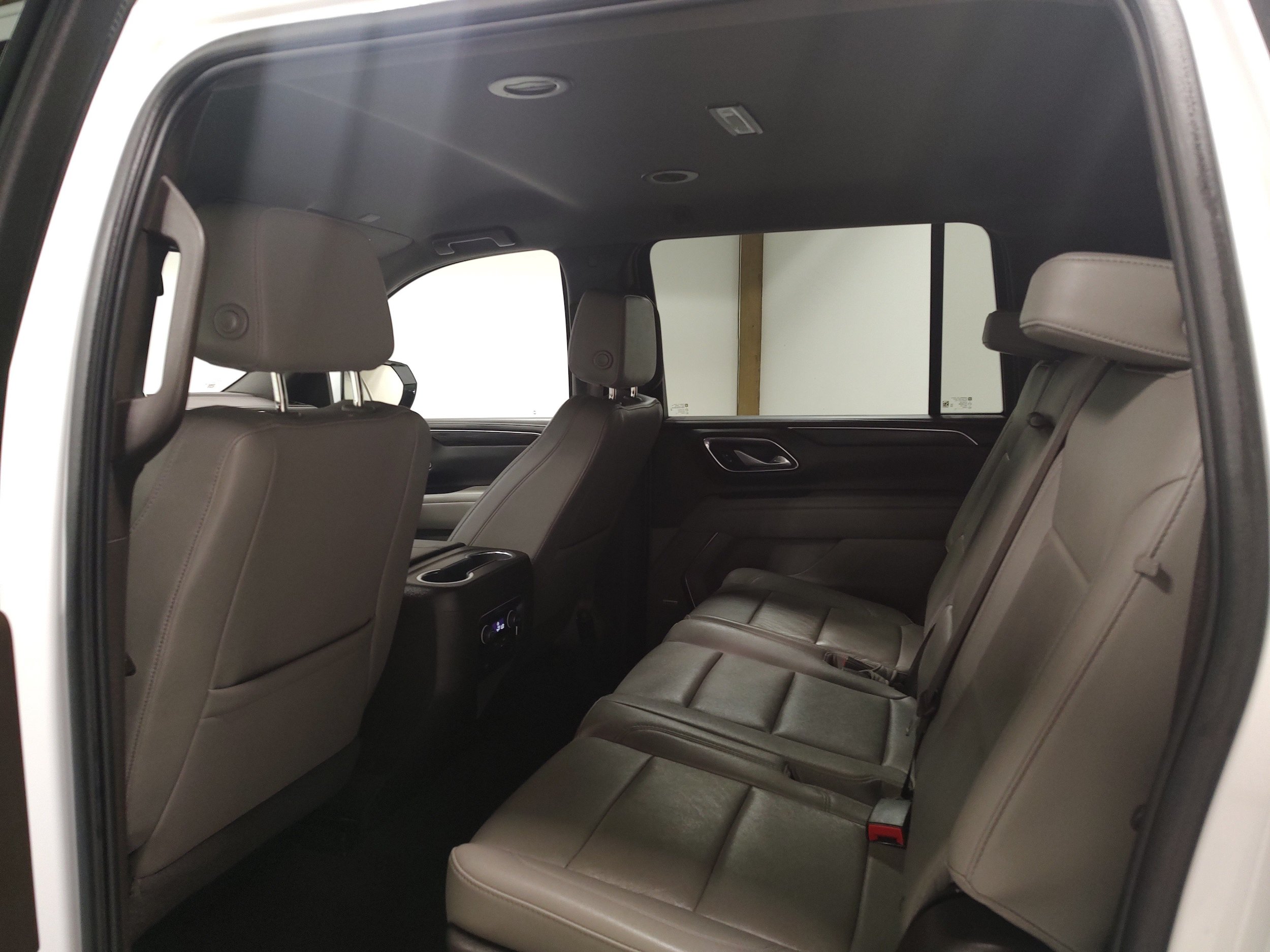 Used 2024 Chevrolet Suburban LT AWD/4WD image 10