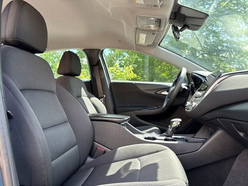 Used 2024 Chevrolet Malibu LT FWD image 31