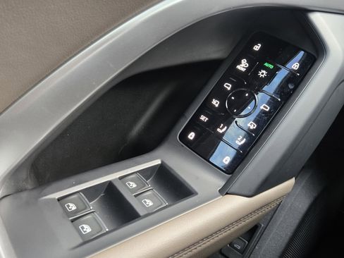 New 2025 Audi Q5 Premium Plus image 23