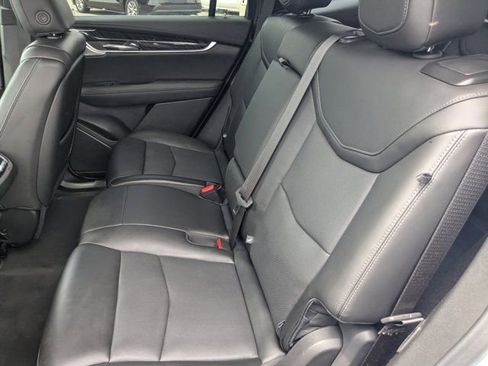 Used 2024 Cadillac XT6 Premium Luxury AWD/4WD image 14