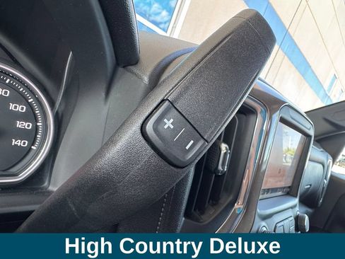 Used 2022 Chevrolet Silverado 1500 High Country w/ LPO, Dark Essentials Package AWD/4WD image 12