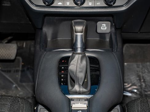 Certified 2024 Honda HR-V LX image 23