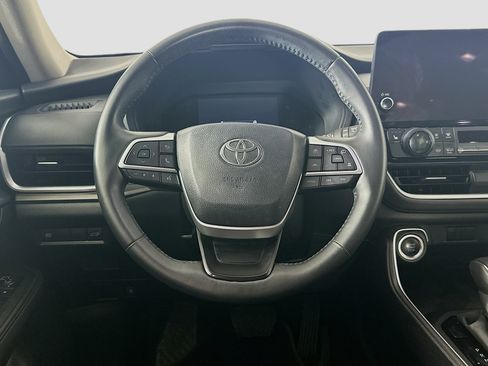 Used 2024 Toyota Grand Highlander FWD image 18