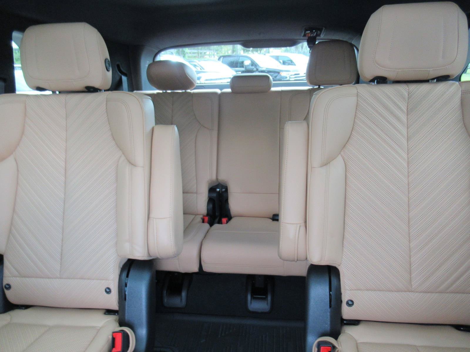 New 2026 Cadillac Escalade IQ Sport 2 w/ LPO, ONYX Package AWD/4WD image 21