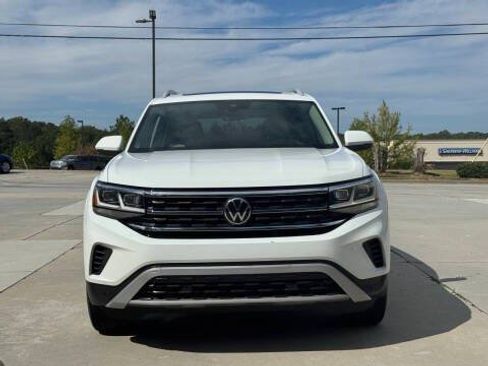 Used 2021 Volkswagen Atlas SEL AWD/4WD image 2