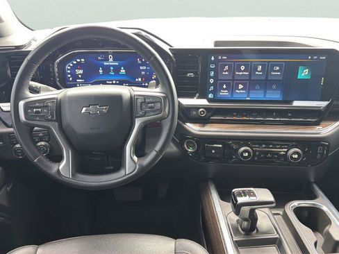 Used 2023 Chevrolet Silverado 1500 RST w/ Convenience Package II image 24