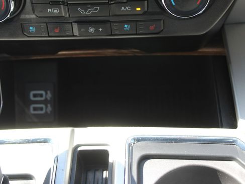 Used 2018 Ford F150 Lariat AWD/4WD image 39