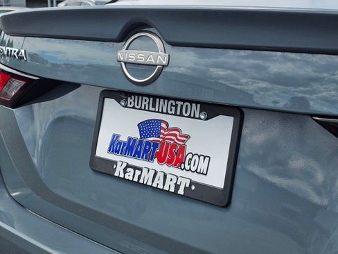 Used 2024 Nissan Sentra SR w/ SR Premium Package FWD image 16