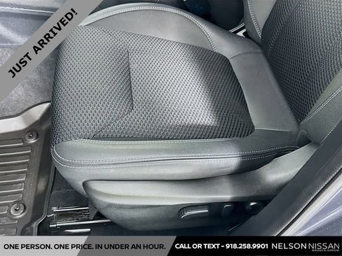 Used 2023 Subaru Forester Premium AWD/4WD image 18