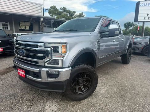Used 2021 Ford F250 Lariat w/ Lariat Ultimate Package AWD/4WD image 2