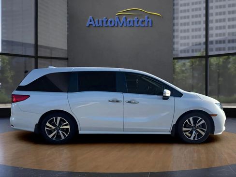 Used 2023 Honda Odyssey Touring image 12