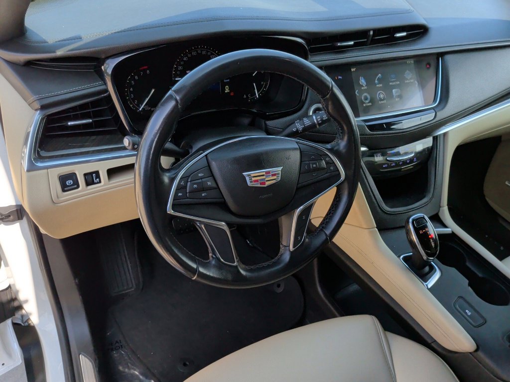 Used 2019 Cadillac XT5 FWD image 14