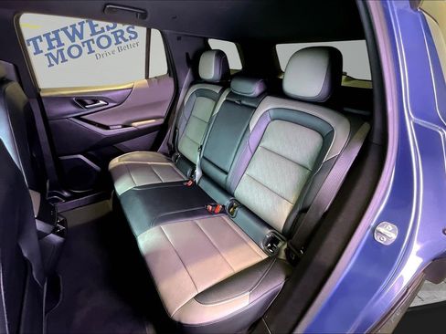 Used 2025 Chevrolet Equinox LT w/ Convenience Package II AWD/4WD image 23