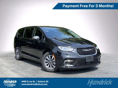 Used 2023 Chrysler Pacifica Limited
