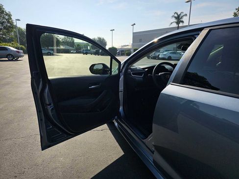 Used 2021 Toyota Corolla LE w/ Protection Package (TMS) image 19