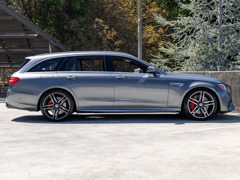 Used 2019 Mercedes-Benz E 63 AMG S image 12