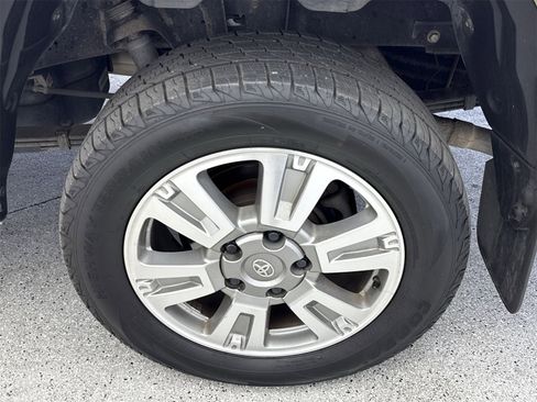 Used 2015 Toyota Tundra Platinum image 47