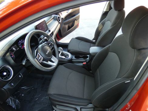 Used 2023 Kia Forte LXS image 50