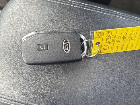Used 2021 Kia Seltos EX AWD/4WD image 21