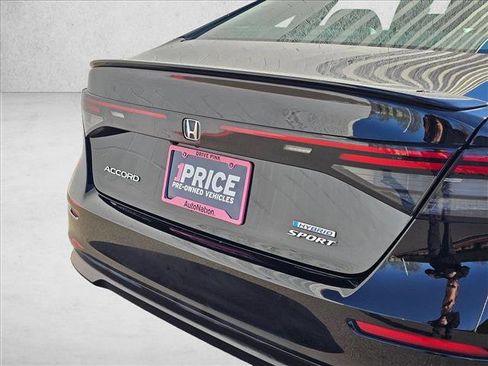 Used 2023 Honda Accord Sport image 12