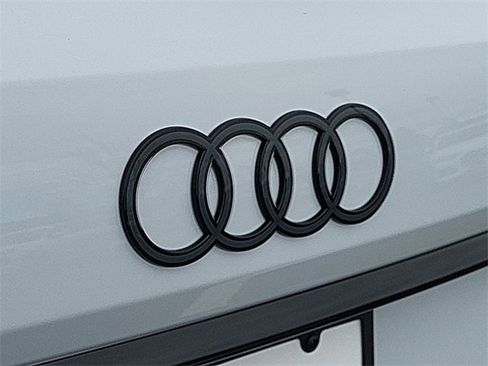 New 2026 Audi Q7 3.0T Prestige image 16