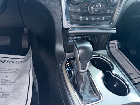 Used 2020 Jeep Grand Cherokee Laredo image 25