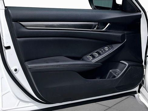 Used 2020 Honda Accord Sport image 22