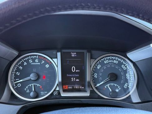 Used 2020 Toyota Tacoma SR5 AWD/4WD image 20