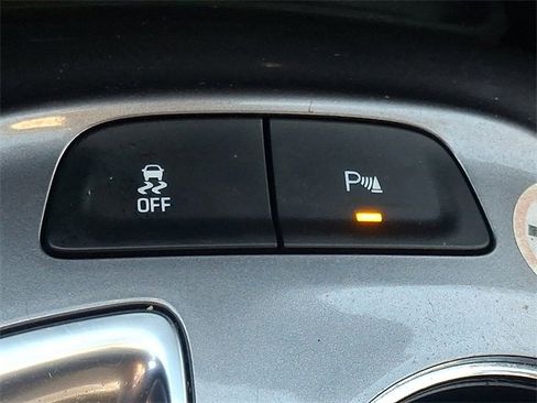 Used 2024 Chevrolet Malibu LT image 23