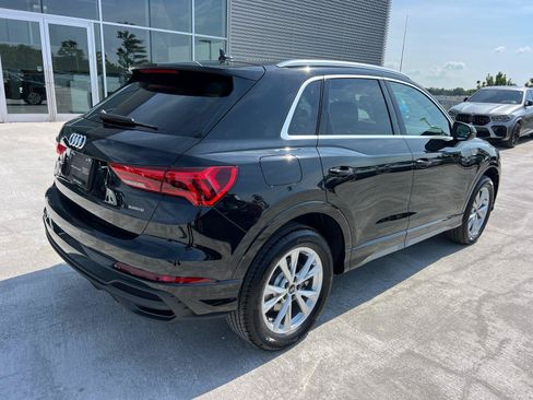 Certified 2025 Audi Q3 2.0T Premium w/ Convenience Package AWD/4WD image 5