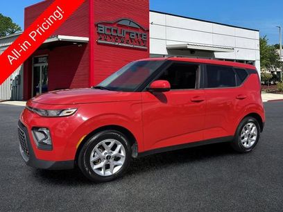 Used 2022 Kia Soul LX w/ Technology Package