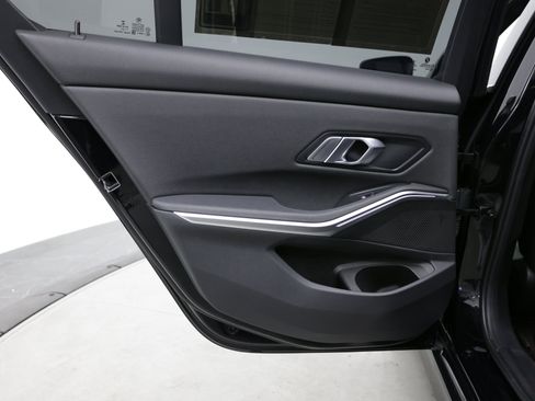 Used 2021 BMW 330i Sedan RWD image 27