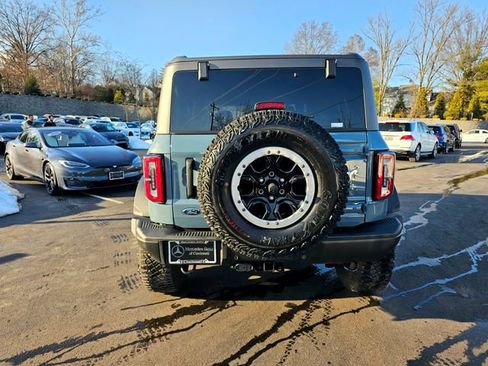 Used 2021 Ford Bronco Badlands image 9