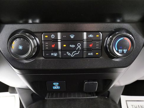 Used 2020 Ford F250 XLT w/ XLT Premium Package image 30