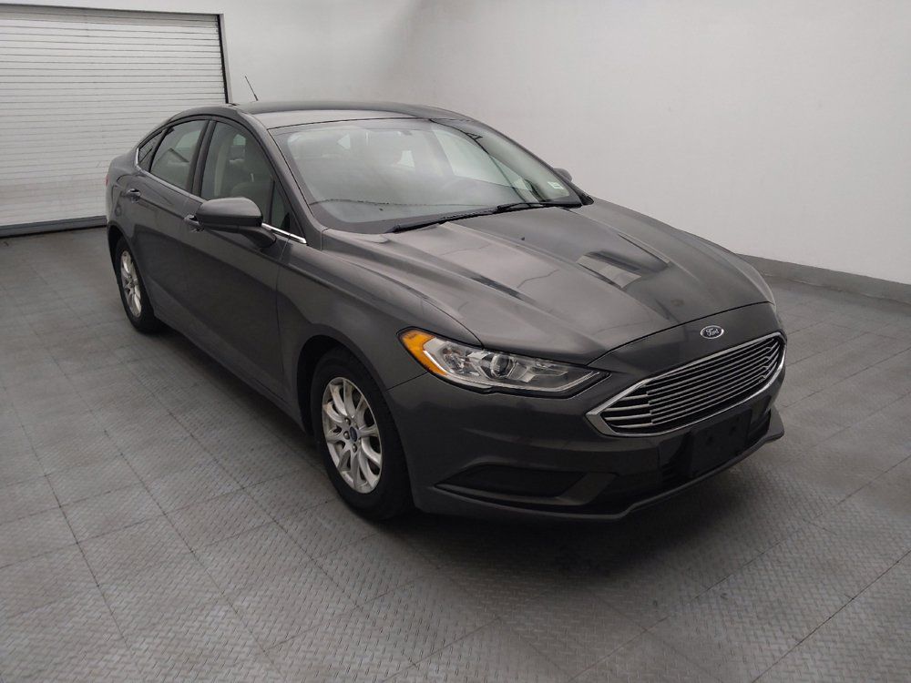 Used 2018 Ford Fusion S FWD image 13