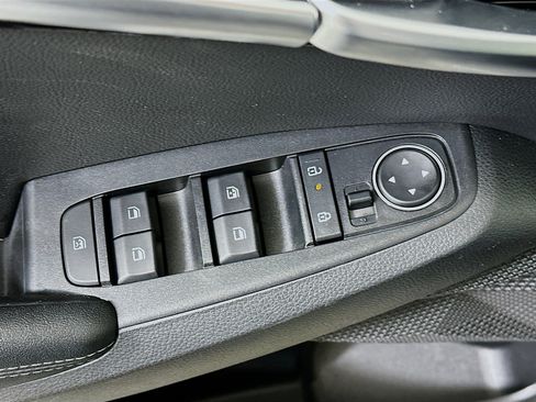 Used 2025 Kia Seltos S image 15