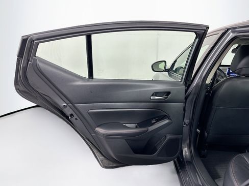 Used 2024 Nissan Altima 2.5 SR image 25