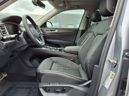 New 2026 Volkswagen Atlas SEL Premium R-Line image 11